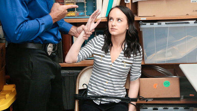 Shoplyfter – ep.073 – Kylie Martin Police Sex Video – 4OX.pw